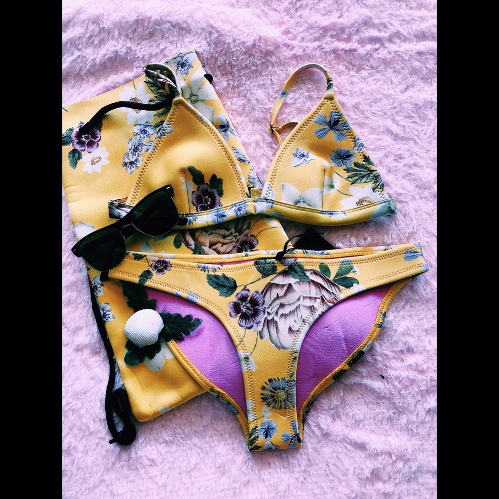 DELILAH FIORE GIALLO TRIANGL SWIMWEAR